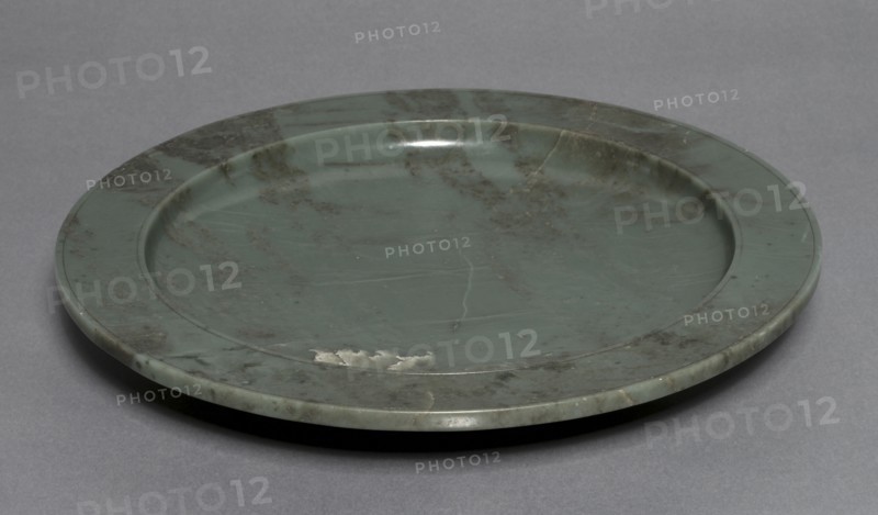Footed Platter, 1600s. India, Mughal Dynasty (1526-1756). Nephrite (jade); diameter: 41.1 cm (16 3/16 in.).