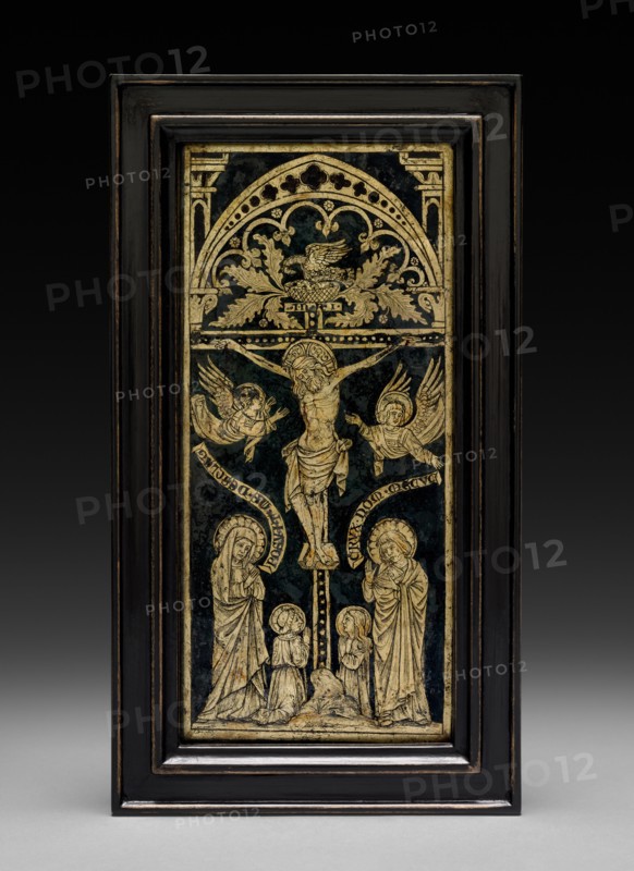 Plaque: The Crucifixion with Angels and Saints, c. 1400-1425. Northern Italy, Padua?, 15th century. Verre églomisé (reverse gilded glass, engraved and painted); overall: 19.4 x 9.4 x 0.4 cm (7 5/8 x 3 11/16 x 3/16 in.).