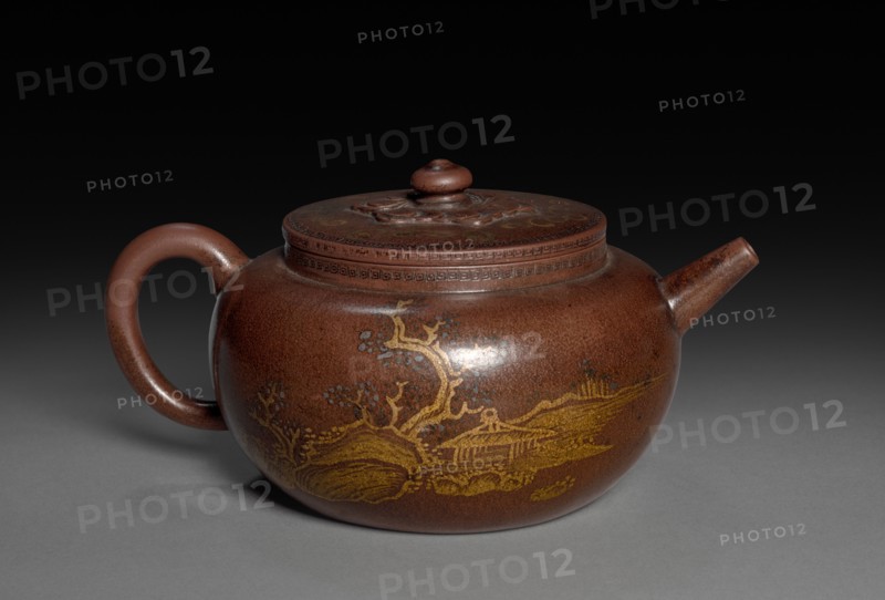 Teapot with Gold Leaf Landscape and Imperial Poem, 1762-95. China, Qing Dynasty (1644-1911), Qianlong reign (1736-95). Stoneware with gold leaf decoration, Yixing ware; diameter: 10.8 cm (4 1/4 in.); overall: 7.5 cm (2 15/16 in.); with spout: 15 cm (5 7/8 in.)
