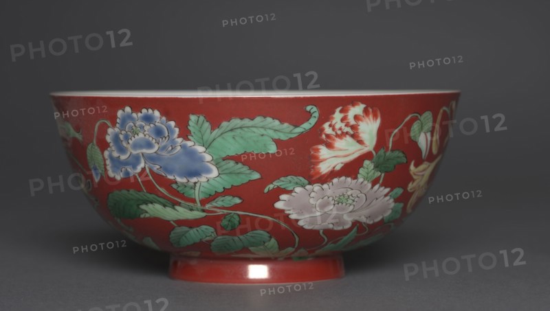 Bowl, 1723-1735. China, Jiangxi province, Jingdezhen kilns, Qing dynasty (1644-1912), Yongzheng mark and reign (1722-1735). Porcelain with overglaze enamel decoration; diameter: 6.5 cm (2 9/16 in.); overall: 14.7 cm (5 13/16 in.).