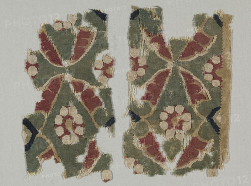 Fragment from a Large Hanging, 800s - 1000s. Iran or Iraq, Abbasid period, 9th - 11th century. Tapestry; wool and cotton; overall: 29.5 x 33 cm (11 5/8 x 13 in.)