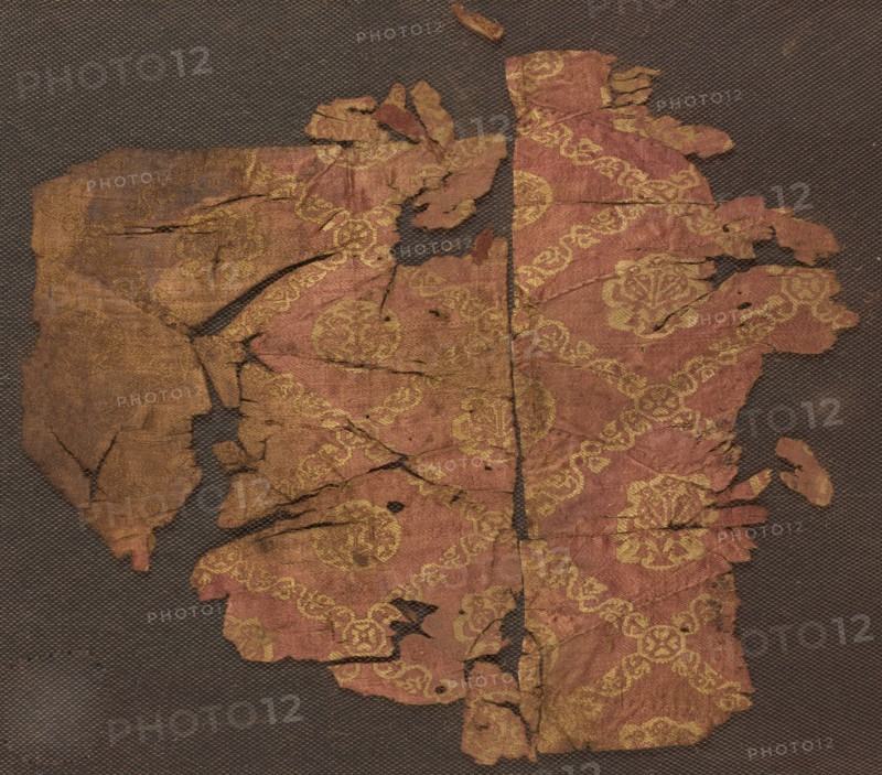 Several Fragments (Some Sewn Together), 8th-9th century. Syria, 8th-9th century. Compound twill, silk; overall: 33 x 28 cm (13 x 11 in.)