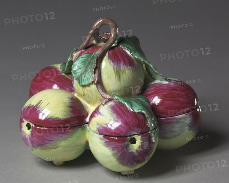 Covered Box in the Form of Six Apples, c. 1760. Sceaux Factory (French). Tin- glazed earthenware (faience) wth enamel decoration; overall: 14 x 18.1 cm (5 1/2 x 7 1/8 in.).
