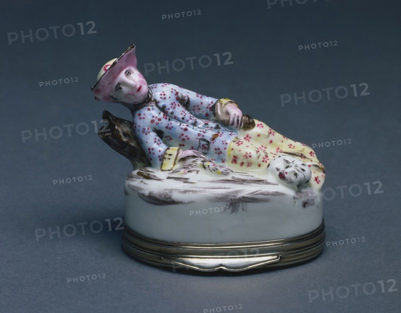 Box with Reclining Huntress, c. 1753. Mennecy Factory (French). Soft-paste porcelain mounted in silver; overall: 7.1 x 8.3 x 5.7 cm (2 13/16 x 3 1/4 x 2 1/4 in.).
