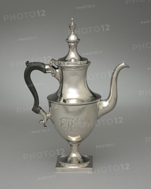 Coffee Pot, c. 1800. America, Philadelphia, 19th century. Silver, wooden handle; overall: 34.5 x 23.8 x 12.6 cm (13 9/16 x 9 3/8 x 4 15/16 in.).