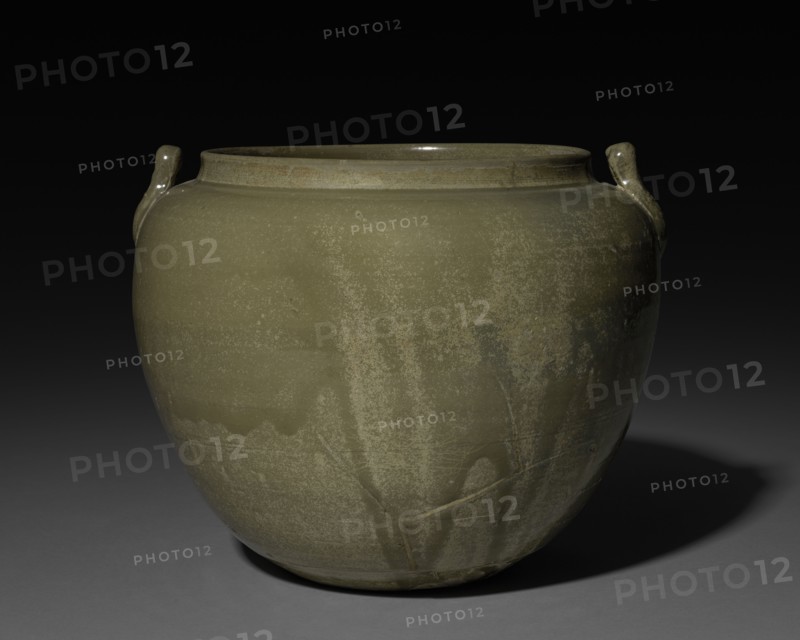 Jar with Handles: Yue ware, c. 800s. China, Tang dynasty (618-907). Gray stoneware with iron glaze; diameter: 22 cm (8 11/16 in.); overall: 17.8 x 22.5 cm (7 x 8 7/8 in.).