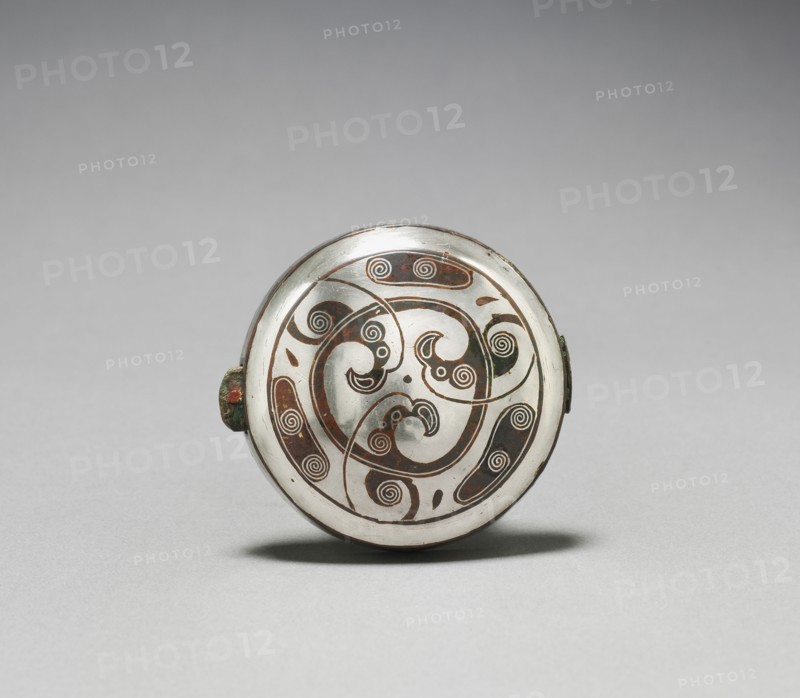 Chariot Handle Bar Cap, 475-221 BC. China, Warring States period (475-221 BC). Bronze inlaid with silver; overall: 9.5 x 7.1 cm (3 3/4 x 2 13/16 in.).