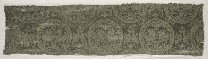 Textile, late 1800s or early 1900s. France, late 19th century or early 20th century. Satin damask; silk; overall: 13.7 x 51.1 cm (5 3/8 x 20 1/8 in.)