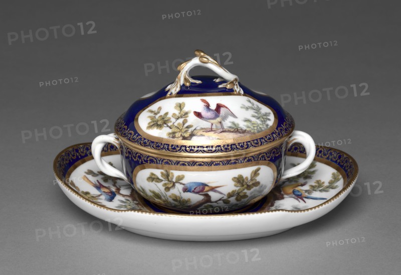Broth Basin with Cover and Stand, 1772. Sèvres Porcelain Manufactory (French, est. 1740), François-Joseph Aloncle (French). Soft-paste porcelain with enamel and gilt decoration; overall: 11.2 x 20.2 cm (4 7/16 x 7 15/16 in.); part 1: 10.2 x 14.8 cm (4 x 5 13/16 in.).