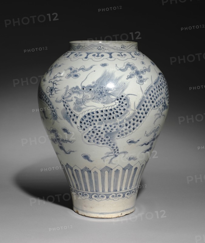 Jar with Dragon Design, 1700s. Korea, Joseon dynasty (1392-1910). Porcelain with underglaze blue ; diameter of base: 14.7 cm (5 13/16 in.); overall: 39.5 cm (15 9/16 in.).