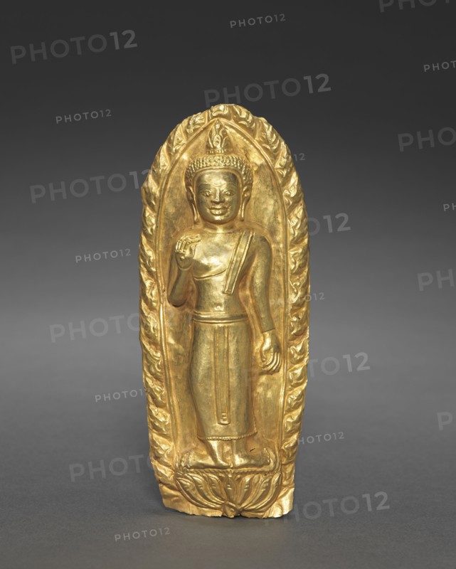 Standing Buddha, 1100s. Myanmar (Burma), Pegu, 12th century. Gold repoussé; overall: 13.8 x 5.7 cm (5 7/16 x 2 1/4 in.).