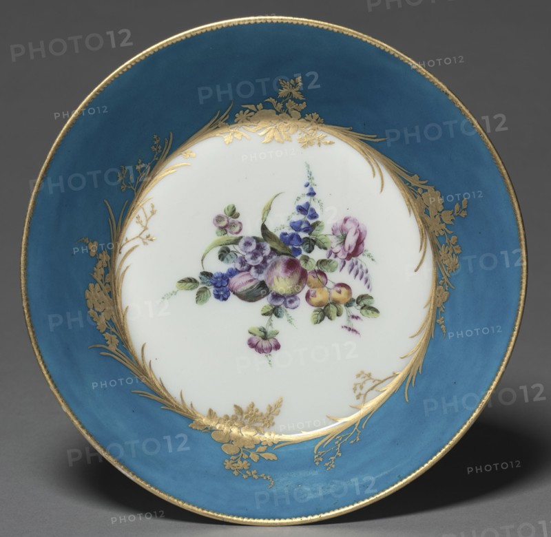 Saucer, 1753. Vincennes Factory (French), probably by Jean Jacques Siou (French). Soft-paste porcelain with enamel and gilt decoration; diameter: 4.7 x 19.4 cm (1 7/8 x 7 5/8 in.).