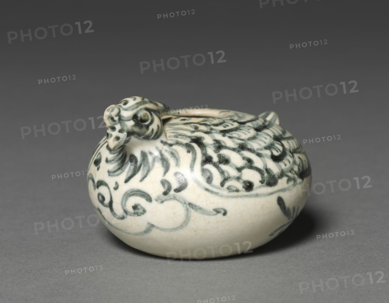 Bird-Shaped Jar, 1400s. Vietnam (Annam), 15th century. Porcelain with underglaze blue; overall: 5.4 cm (2 1/8 in.).