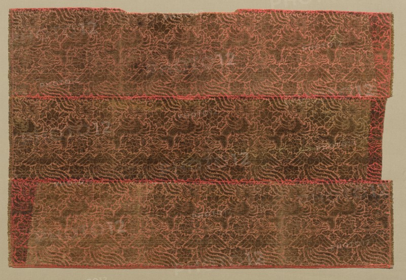 Makaras, Phoenixes and Flowers, 1200s. Central Asia or Daidu, 13th century. Lampas, silk and gold thread; overall: 51.3 x 75.6 cm (20 3/16 x 29 3/4 in.)