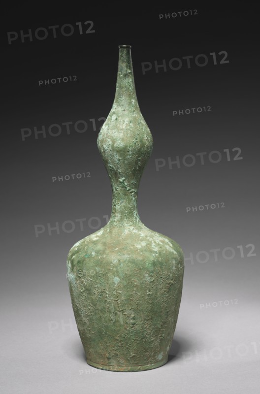 Gourd-Shaped Bottle, 918-1392. Korea, Goryeo period (918-1392). Bronze; outer diameter: 12 cm (4 3/4 in.); overall: 33.5 cm (13 3/16 in.).
