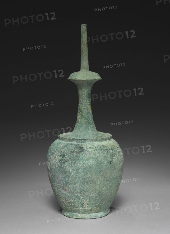 Water Ewer for Rituals (Kundika), 1100s. Korea, Goryeo period (918-1392). Bronze; outer diameter: 13.7 cm (5 3/8 in.); overall: 33 cm (13 in.).