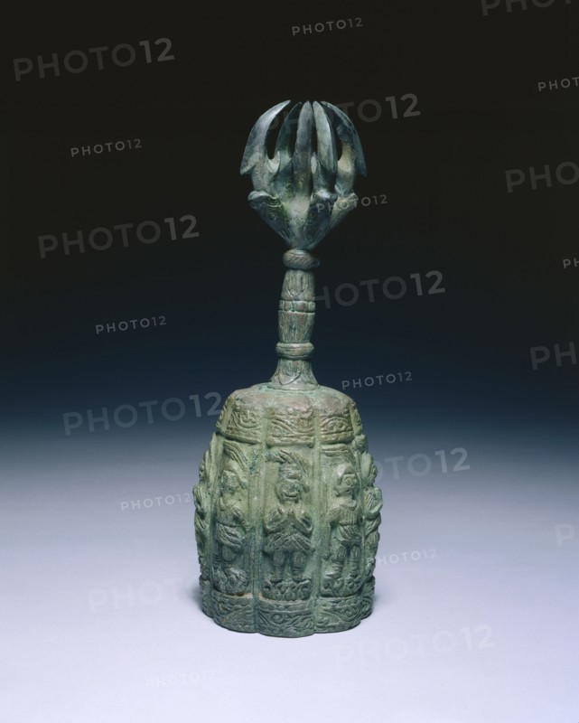 Buddhist Ritual Bell, 1300s. Korea, Goryeo period (918-1392). Bronze; with incised designs; overall: 17.8 x 6.6 cm (7 x 2 5/8 in.).