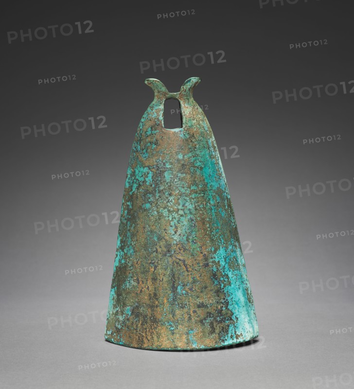 Bell with Diamond-Shaped Insignia, 300s-100s BC. China, along the southern borders, Eastern Zhou dynasty (771-256 BC) - Han dynasty (202 BC-AD 220). Bronze; overall: 24.1 cm (9 1/2 in.).