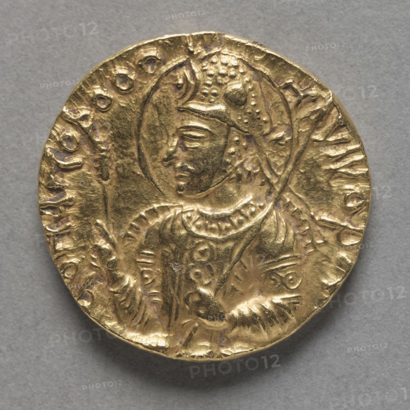 Coin: Havishka (obverse), c. 106-149 AD. India, Mathura, Kushan Period (1st Century-320). Gold; diameter: 2.2 cm (7/8 in.).
