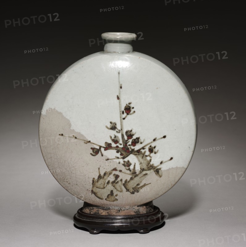 Wine Flask with Plum and Bamboo Design, 1600s. Korea, Joseon dynasty (1392-1910). Glazed porcelain with underglazed iron design; overall: 21.9 x 19 x 8.4 cm (8 5/8 x 7 1/2 x 3 5/16 in.).