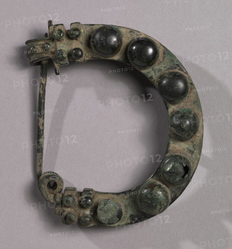 Pair of Arched Fibulae, 725-675 BC. Asia Minor, Phrygia, late 8th-early 7th Century BC. Bronze; overall: 6 x 7.5 cm (2 3/8 x 2 15/16 in.).