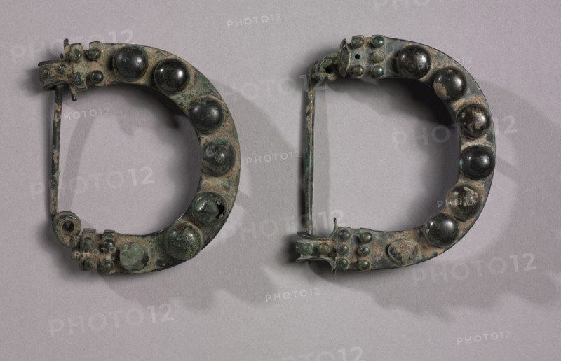 Pair of Arched Fibulae, 725-675 BC. Asia Minor, Phrygia, late 8th-early 7th Century BC. Bronze; overall: 6 x 7.5 cm (2 3/8 x 2 15/16 in.).