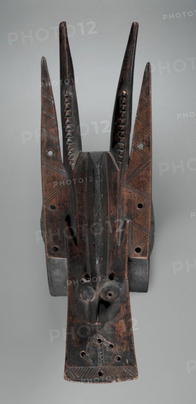 Helmet Mask, mid-late 1800s. Western Sudan, Mali, Malinke, mid-late 1800s. Wood; overall: 47 cm (18 1/2 in.)