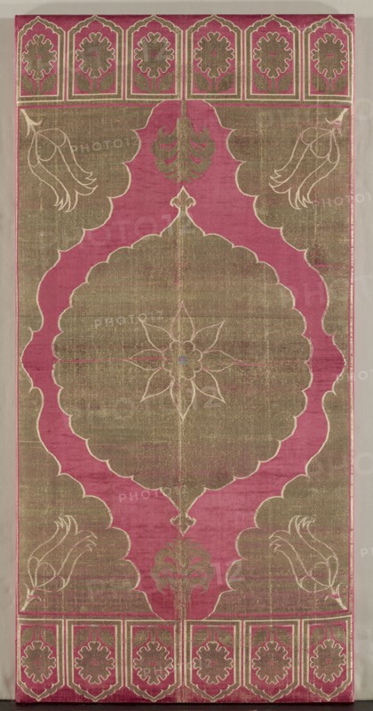 Lampas silk cushion cover, early 1600s. Turkey, Istanbul or Bursa. Lampas: silk and gilt-metal thread; overall: 136.8 x 66.6 cm (53 7/8 x 26 1/4 in.)