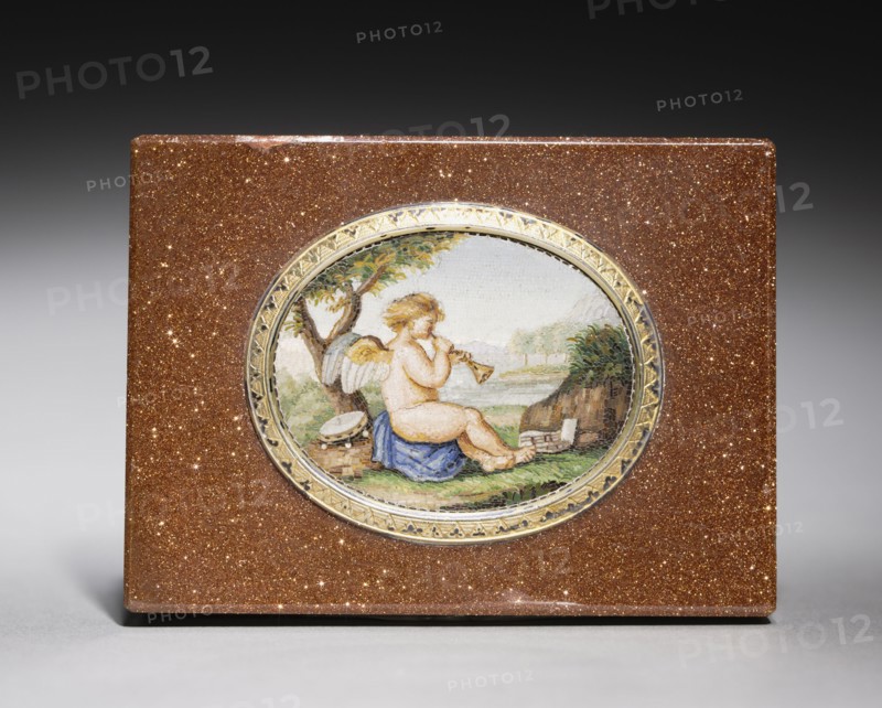 Snuff Box, 1860-1870. Italy, 19th century. Goldstone, gold, micro mosaic glass; overall: 2 x 7.7 x 5.6 cm (13/16 x 3 1/16 x 2 3/16 in.).