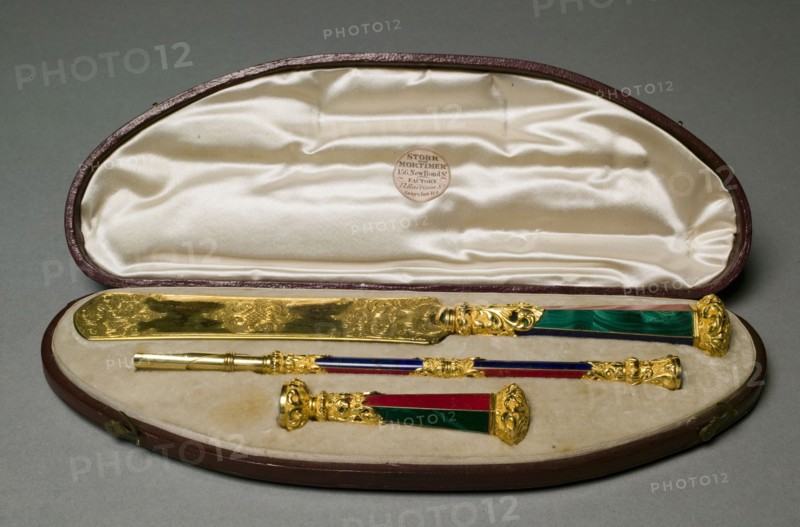Desk Set , c. 1830. John Hamilton Mortimer (British, 1740-1779), and Paul Storr (British, 1771-1844). Hardstones including lapis lazuli, malachite, carnelian, agate, gold; original fitted velvet-lined case; overall: 6.4 x 1.3 x 2 cm (2 1/2 x 1/2 x 13/16 in.).