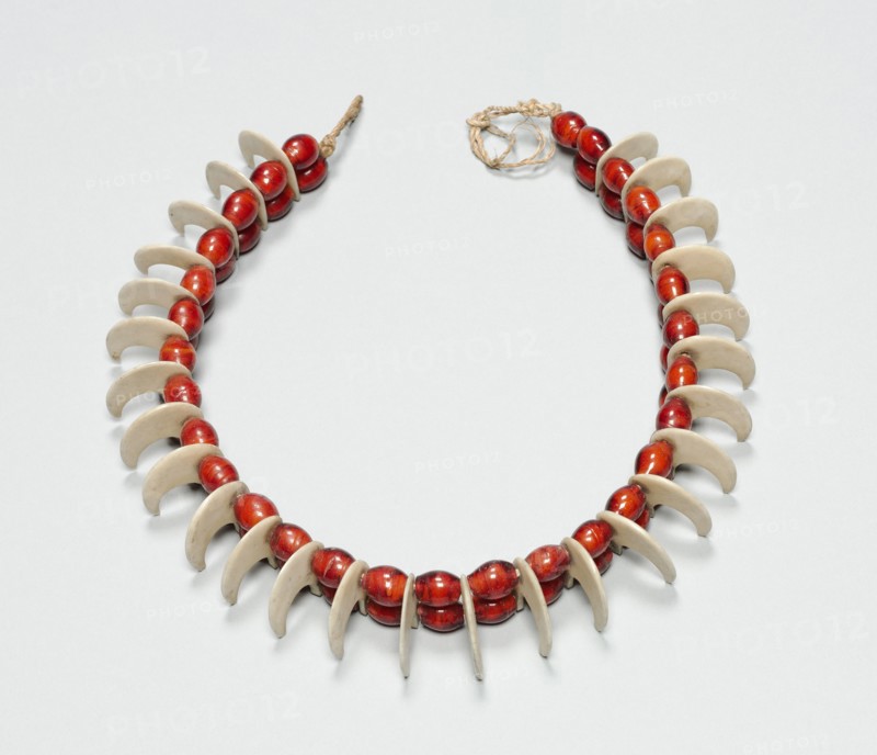 Necklace, 1800s. Southern Africa, South Africa, Northern Nguni or Zulu, 19th century. Glass beads, bone, sinew; overall: 38.1 cm (15 in.)