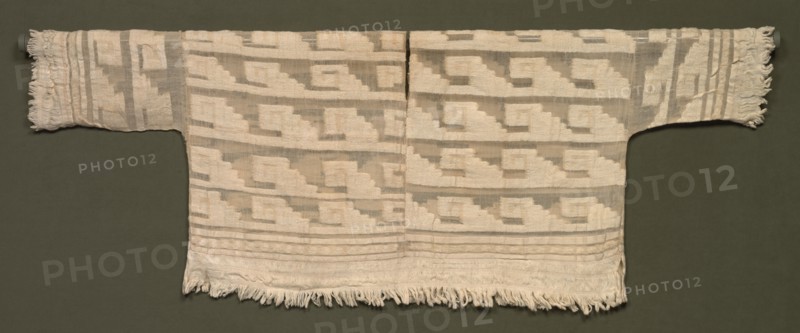 Tunic and Band, 1100-1532. Peru, Chimú or Chimú-Inka, 12th-16th century. White cotton; plain weave with supplementary weft brocading; overall: 57.2 x 151.1 cm (22 1/2 x 59 1/2 in.)