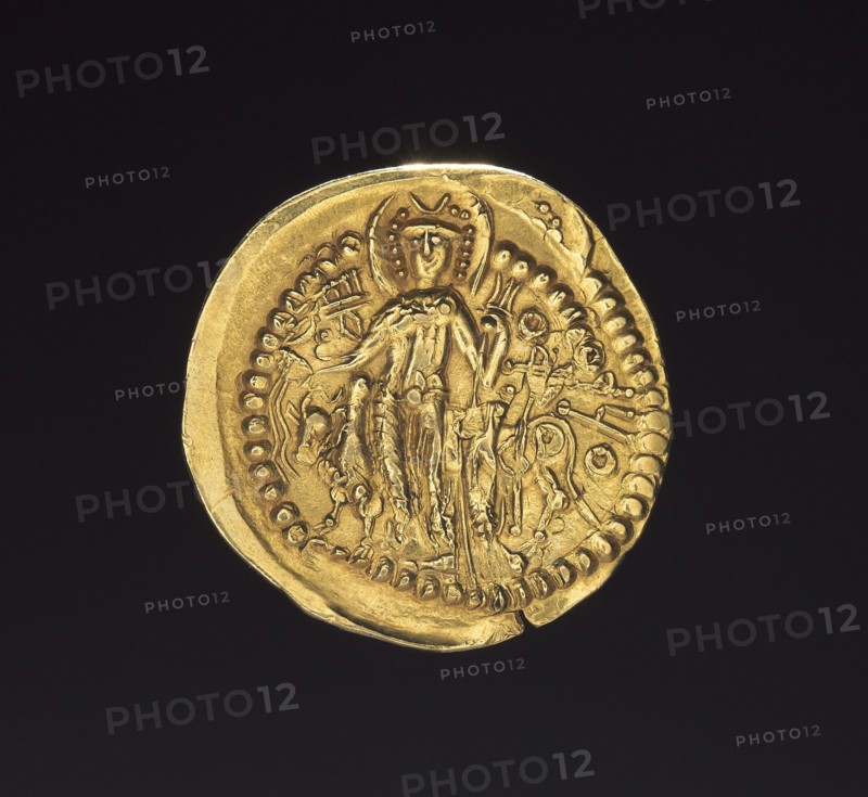 Golden Dinar, 200s. India, Kushan, Vasudeva II, 3rd century. Gold; diameter: 2.4 x 0.1 cm (15/16 x 1/16 in.).