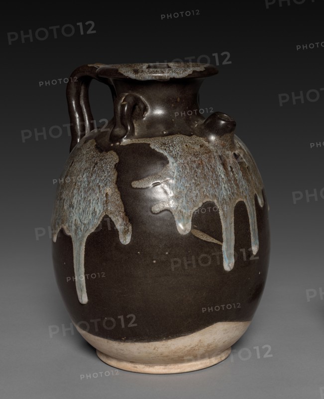 Ewer, 618-907. China, Tang dynasty (618-907). Glazed stoneware, Huangdao ware; overall: 27 x 20.3 cm (10 5/8 x 8 in.).