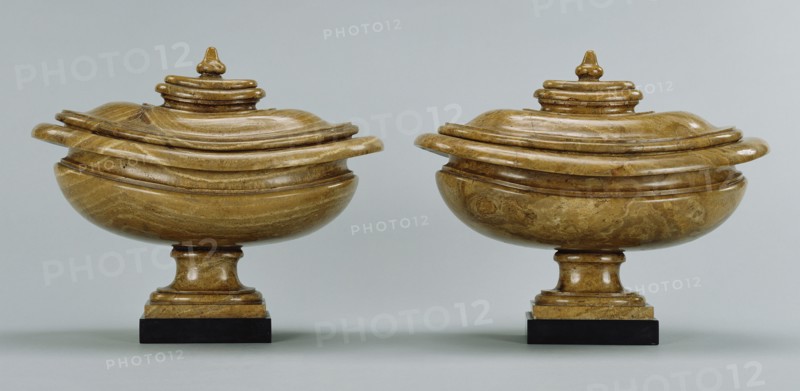 Pair of Vases; Italy; early 17th century; Golden alabaster, alabastro dorato, with paragone marble bases