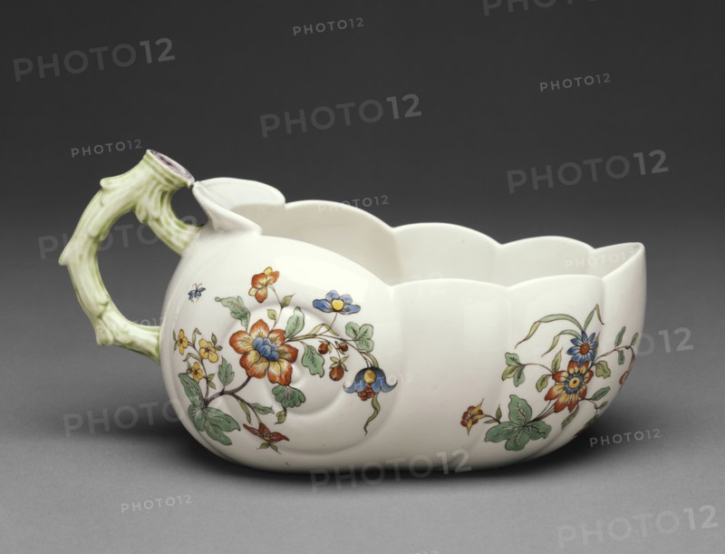 Chamber Pot; Chantilly Porcelain Manufactory, French, active about 1725 - about 1792, Chantilly, France; about 1740; Soft-paste