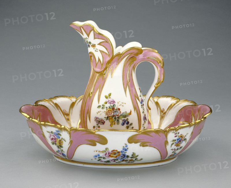 Ewer and Basin; Possibly designed by Jean-Claude Duplessis père, French, about 1695 - 1774, Sèvres Manufactory, French, 1756
