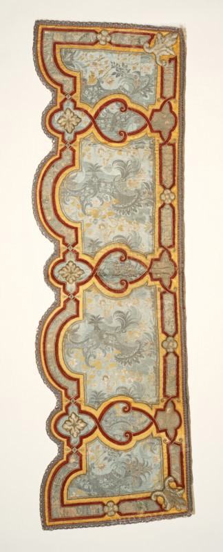 Upper outer foot valence; about 1690 - 1715; Silk satin; cording; velour; silk embroidery; damask panels with linen linings