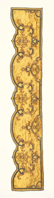 Upper inner foot valence; about 1690 - 1715; Silk satin; cording; velour; silk embroidery; damask panels with linen linings