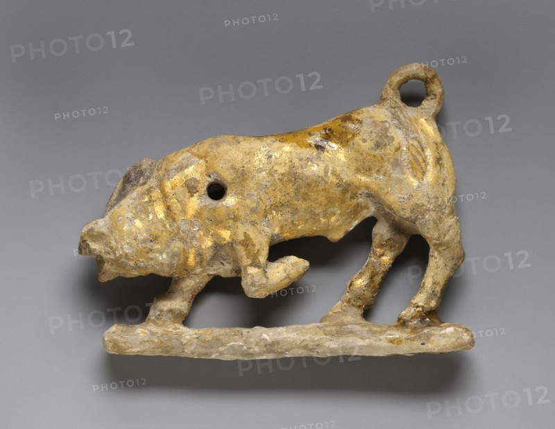 Relief with a Bull; Tarentum, Taras, South Italy; 350 - 300 B.C; Terracotta with foil gilding; 5.8 × 8 cm, 2 5,16 × 3 1,8 in