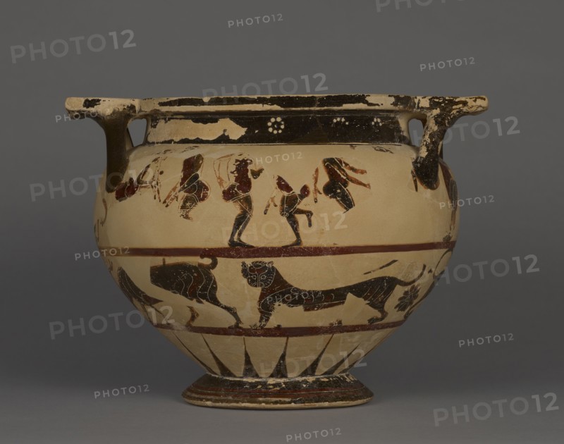 Corinthian Column Krater; Greece, Corinth, about 570 B.C; Terracotta; 21.7 × 29.5 × 22 cm, 8 9,16 × 11 5,8 × 8 11,16 in