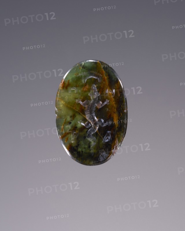 Engraved Gem; Roman Empire; 3rd century; Green chalcedony; 1.2 cm, 1,2 in