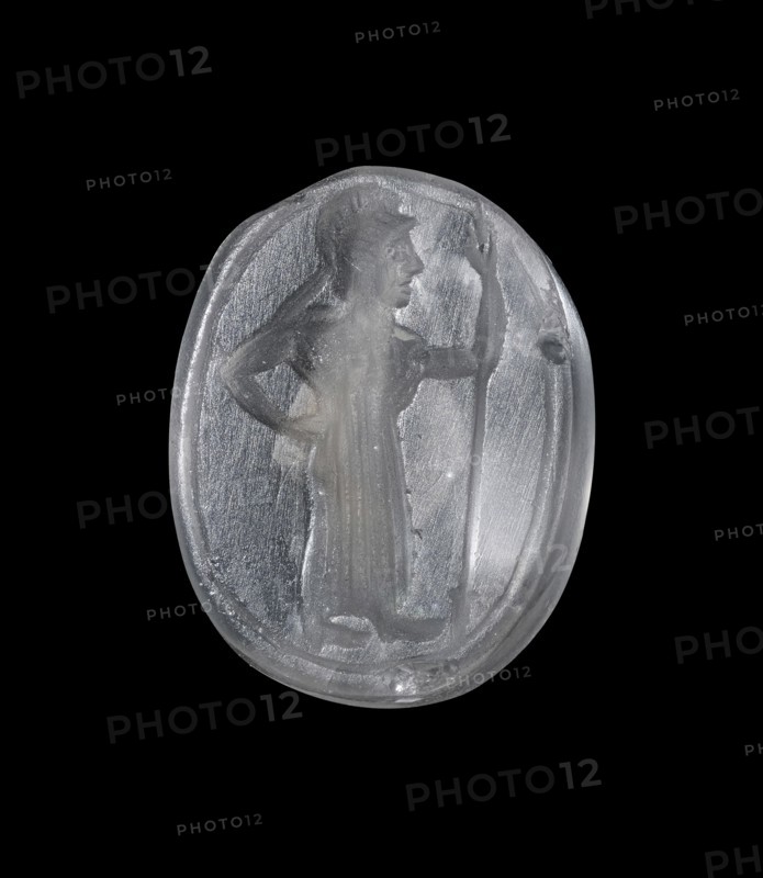 Engraved Scaraboid; Greece; about 500 B.C; Rock crystal; 0.7 × 1.3 × 1 cm, 1,4 × 1,2 × 3,8 in