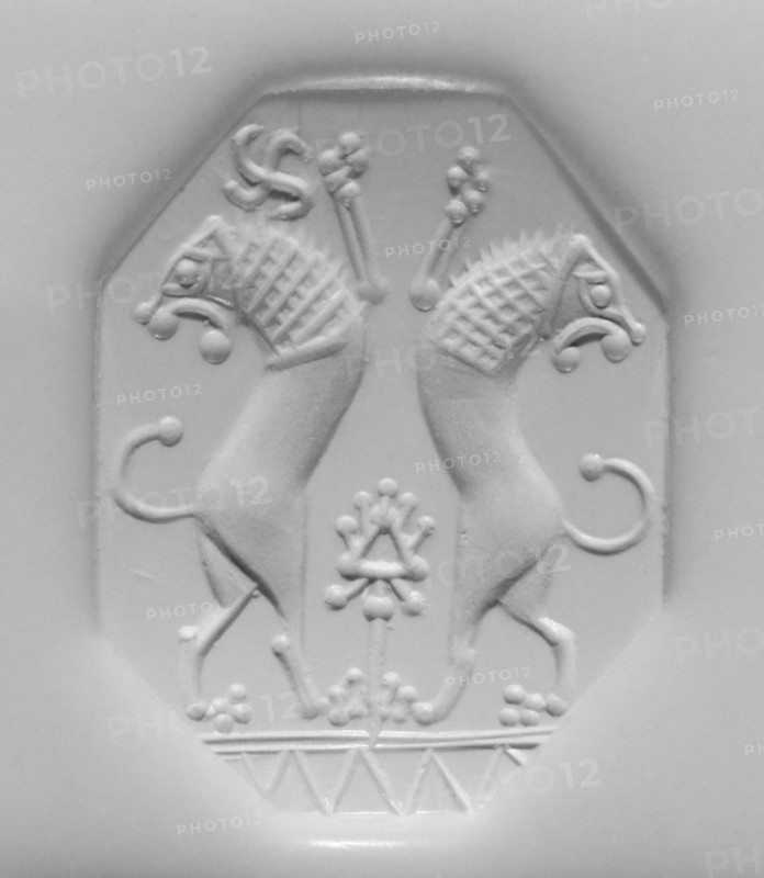 Octagonal Pyramidal Stamp Seal; Persian Empire; about 500 B.C; Blue chalcedony; 1.9 × 1.5 cm, 3,4 × 5,8 in
