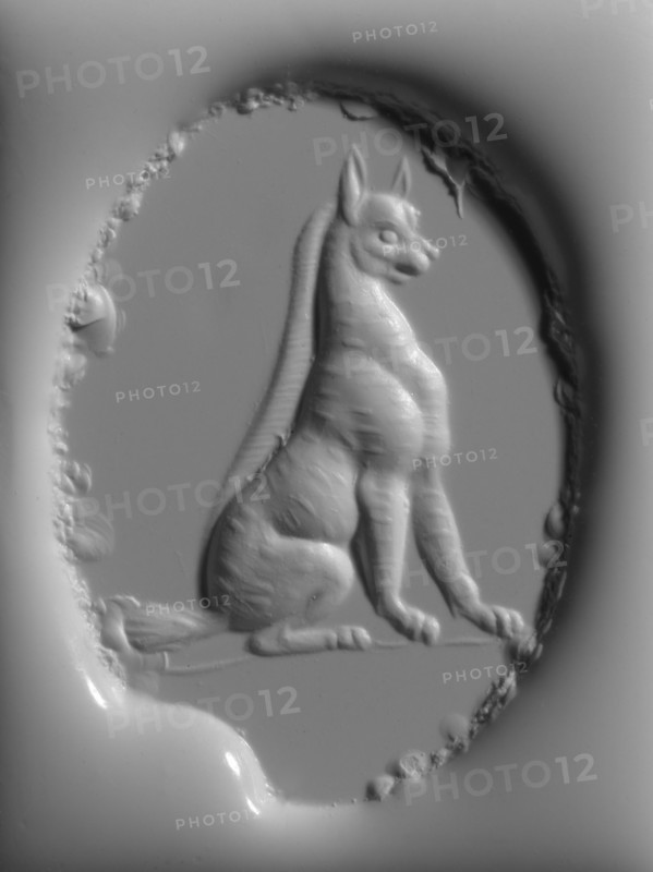 Scaraboid; Asia Minor; about 400 B.C; Blue chalcedony; 1 × 2.5 × 1.9 cm, 3,8 × 1 × 3,4 in