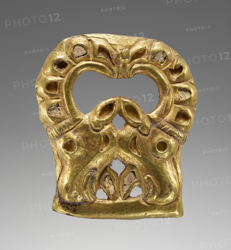 Mount for a Belt Buckle(?, with Ram's Heads; Central Asia; 100 B.C.–A.D. 50; Gold and inlaid stones; 5.2 × 4.9 × 2 cm