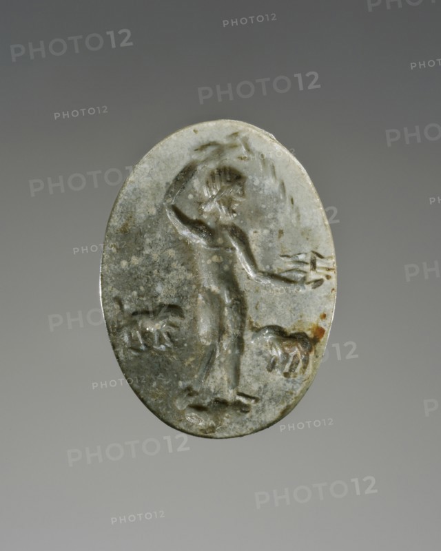 Engraved Gem; Roman Empire; 2nd - 4th century; Possibly Chalcedony; 1.9 × 1.4 × 0.4 cm, 3,4 × 9,16 × 1,8 in