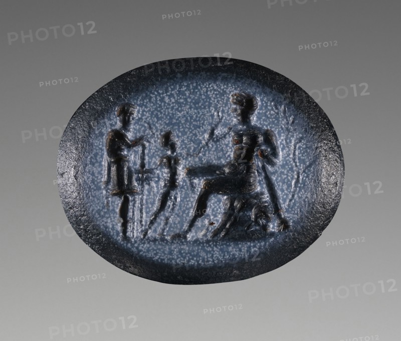 Engraved Gem with Hercules and Telephus; 50 - 150; Nicolo; 1.4 × 1.1 × 0.4 cm, 9,16 × 7,16 × 1,8 in