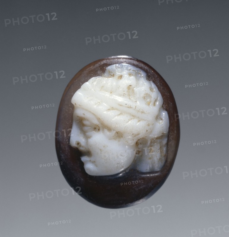 Cameo Gem; Italy; late 1st century B.C. - early 1st century A.D; Sardonyx; 1.2 x 0.9 cm, 7,16 x 3,8 in