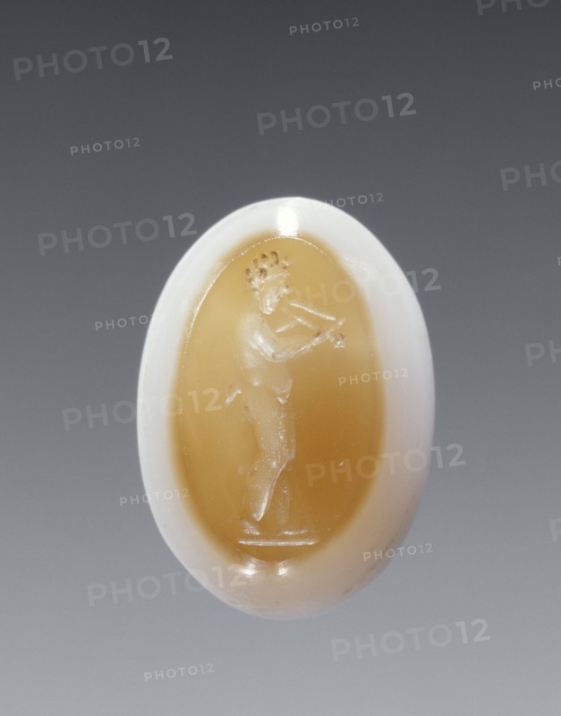 Engraved Gem; Italy; 1st century; Banded agate; 1.2 x 0.9 cm, 1,2 x 5,16 in